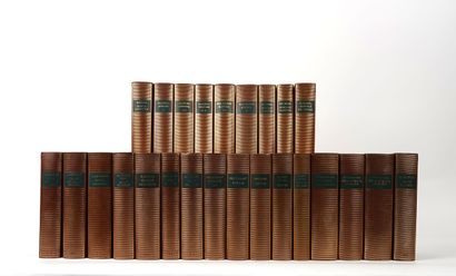 null PLEÏADE - Réunion de 25 volumes in-12 reliure cuir souple éditeur (sans jaquette...