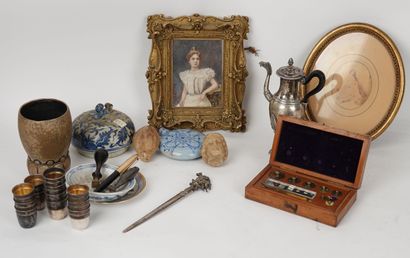 null Handful of objects including two marble heads, two framed pieces, weighing instruments,...