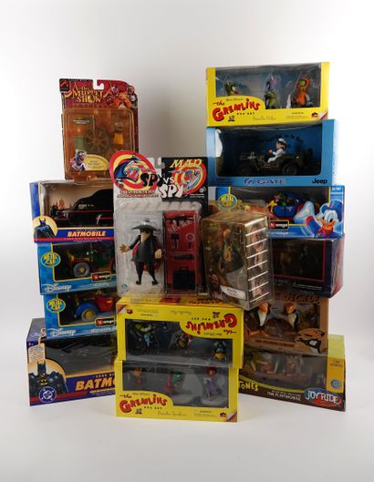 null US
Ensemble de jouets en boîte, comprenant Disney, Gremlins, Spy et Spy, Batman,...