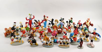 DISNEY
Fort lot de figurines Disney, certaines...