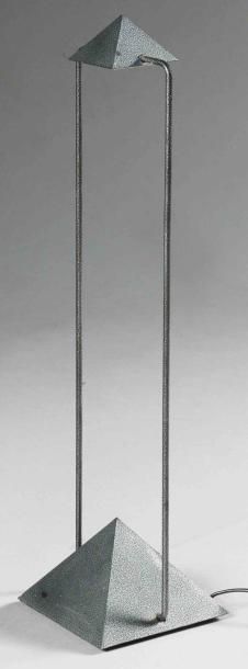 Jean LALLEMANT Lampe de bureau métal galvanisé gris, réflecteur orientable et base...