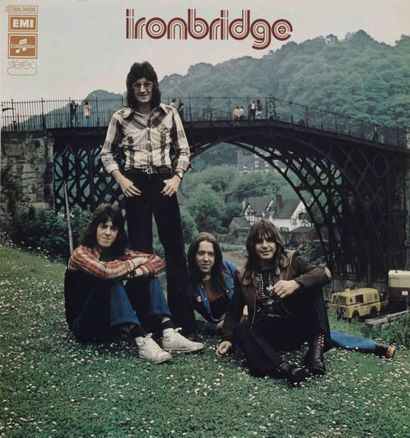 IRONBRIDGE Label: Columbia 2 C 064-94889 Format: LP Pressage: France 1973 Disque...