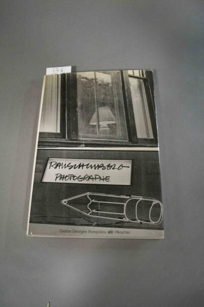 RAUSCHENBERG Photographe. 1 vol. in-4 cart. Paris Herscher 1981