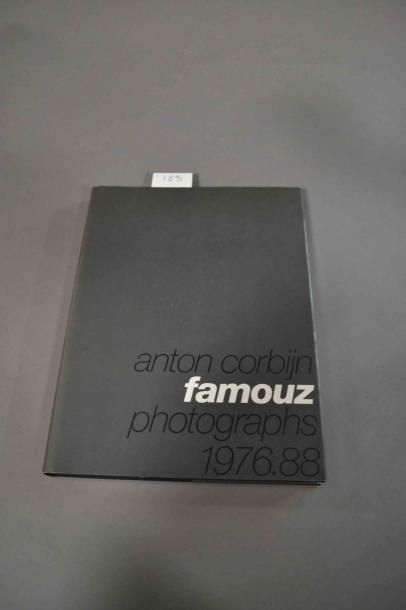CORBIJN (Anton) Famouz photographs 1976-1988. 1 vol. in-4 relié toile. Munich Schirmer...