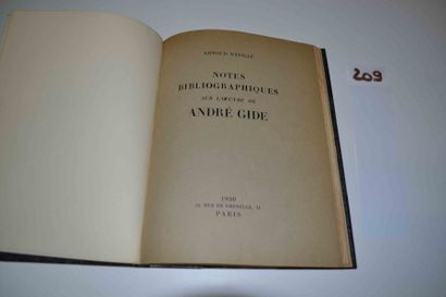 null NAVILLE (Arnold) 

 Notes bibliographiques sur l'œuvre de André Gide. 1 vol....
