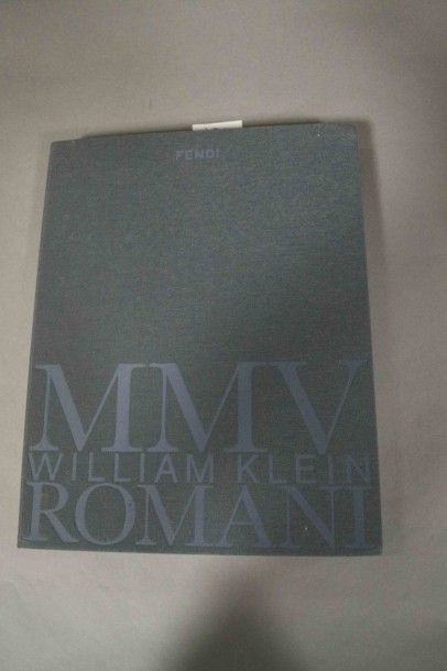 null KLEIN (William)

MMV Romani.Les Romains. 1 vol. in-4 relié toile 2005.