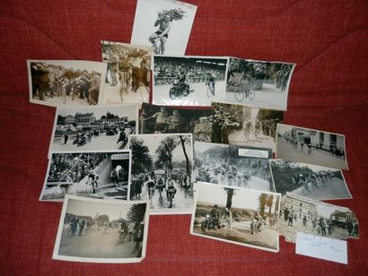 null Bordeaux-Paris, Paris-Tours. Ensemble de 15 photos de presse originales (12BP,...