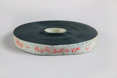 null 1952. Film officiel de 16,5mm sur la 19è étape Pau-Bordeaux gagnée par Dekkers...