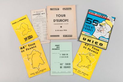 null 1953-1972. 7 pièces importantes: a) Carnet de Route du Tour 1953 (le premier...