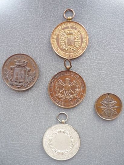 null 1875, 1878, 1880. 5 médailles rares en bronze ou cuivre sur le sport patriotique:...