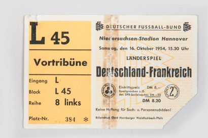null 1954. Match Allemagne-France du 16/10/1954 à Hanovre. Billet coupé (10 x 15...