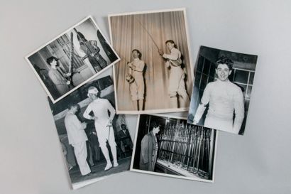 null 1947-1965. D'ORIOLA (Christian). Sept photos de presse originales pour retrouver...
