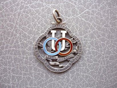 null 1898. Superbe médaille de l'Union des Sociétés Françaises de Sports Athlétiques...