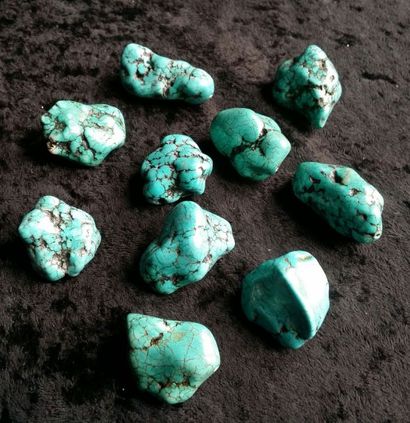 null Dix perles «turquoises de Chine»