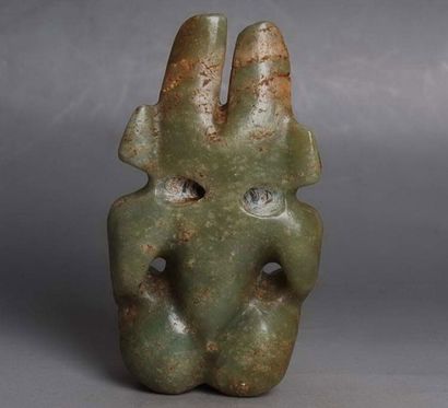 null Idole chamanique. Jade néphrite. Chine. Style de la culture néolithique de Hongshan....