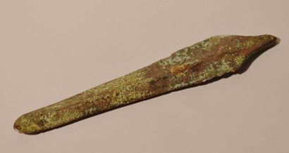 null Lame de poignard, Luristan
Bronze 15,5 cm
1er millénaire avant J. -C.