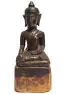 null Petit bouddha assis en bhumisparsha mudra. Bois laqué/Laos. fin XIXè s.
H: ...