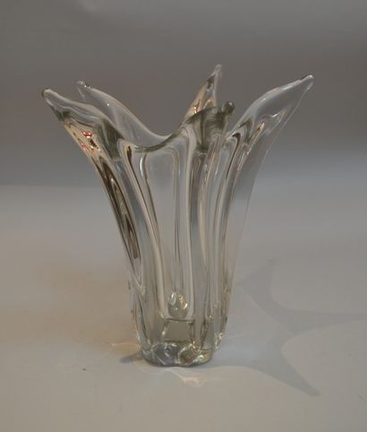 DAUM 

Grand Vase en cristal

MarquÈ DAUM France

H 38 cm