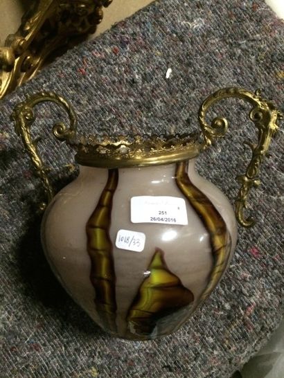 null 1 vase en verrerie monte bronze NapolÈon 3
