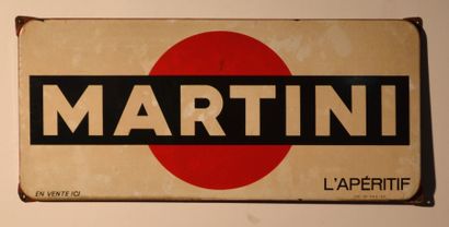 null Martini
Plaque emaillée marquée Pub Vox Paris 1967 (éclats)
30 x 66 cm