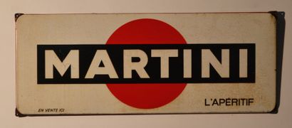 null Martini
Plaque emaillée marquée Pub Vox Paris 1968 (tachée)
39 x 98 cm