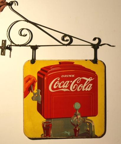 null Coca Cola ®
Plaque emaillée enseigne Drink Coca Cola
Recto verso
Made in USA...