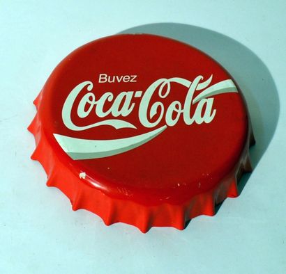 null Coca Cola ®
Enseigne en forme de capsule en plastique (Accidents) 44 cm