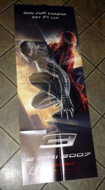 CINEMA Les affiches de Spiderman 1, 2 et 3, la dernier signée par le réalisateur
On...