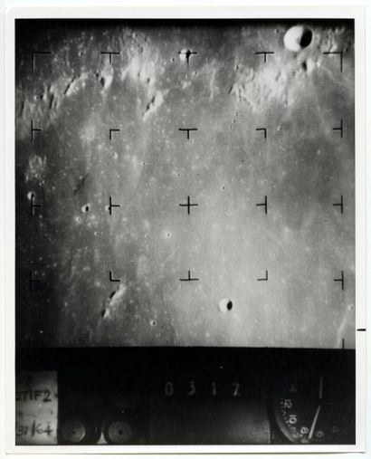 NASA - 1964 Rangers VII, 31 juillet 1964. Vue rapprochée du sol lunaire avant impact.
Tirage...