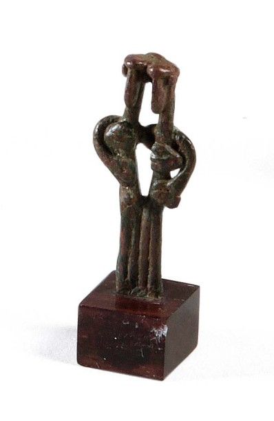 null Groupe filiforme enlacé
Bronze
Amlash
Hauteur 4,2 cm