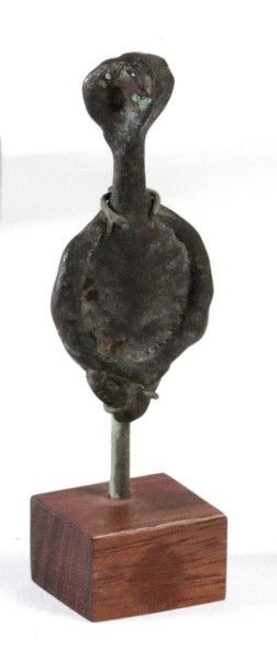 null Syro-Sumérien
Figurine
Les jambes et les mains jointes
Bronze 3000-2800 avant...