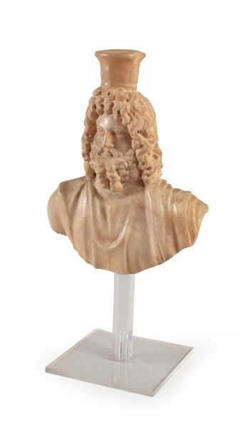 EGYPTE Buste de Sérapis
Albâtre
Époque Romaine, II° siècle
Hauteur 18,5 cm

Provenance:...