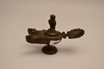 null Lampe à huile style de Pompeï bronze longeur 13 cm