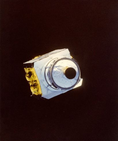 NASA, 1985 Lancement d'un satellite de communication depuis la navette spatiale Atlantis,...