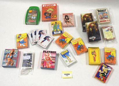 null Ensemble de jeux de cartes BD dont Okko , Tintin, Asterix, Playboy etc... (Tintin...