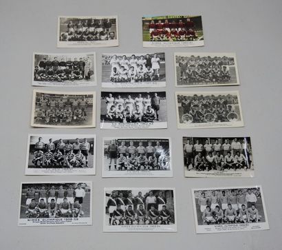 null Football méridional
Ensemble de 14 cartes photos
Sur Nimes (5 de 1950 à 61),...