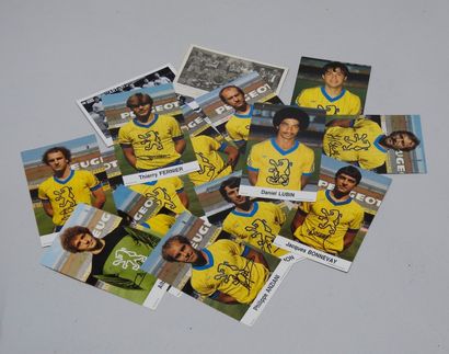 null Sochaux
Ensemble de 17 cartes photos
N&B ou couleur
- L'équipe 48, 58, 59
-...