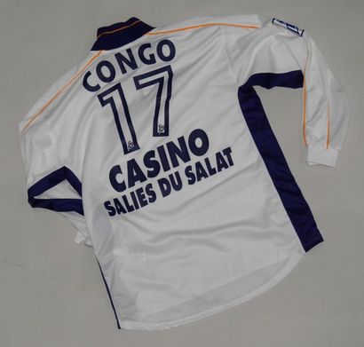 null TFC/CONGO/n°17
Congo, c'est ce joueur Colombien, à qui Toulouse fit un pont...
