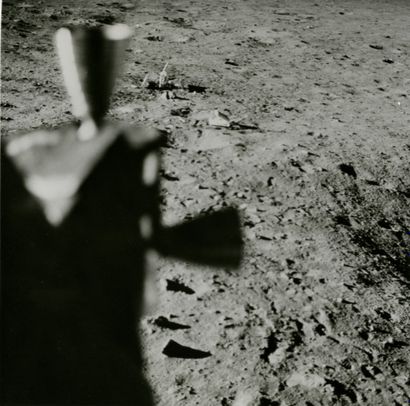 NASA - 1969 Apollo 11. 1ère présence de l'Homme sur la lune le 20 juillet 1969. De...