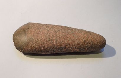 null Hache polie de grande taille à patine sableuse

16 cm

Néolithique saharien