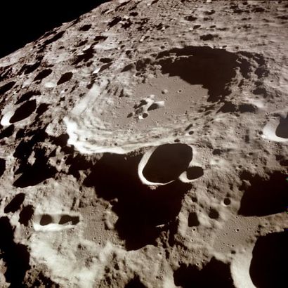 null NASA Apollo 11, Juillet 1969. Observation du cratère "308" sur la face cachée...