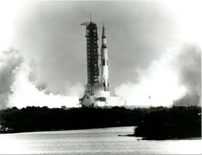 null Nasa. Décollage de la fusée Saturne V depuis le centre spatial Kennedy. 1969....