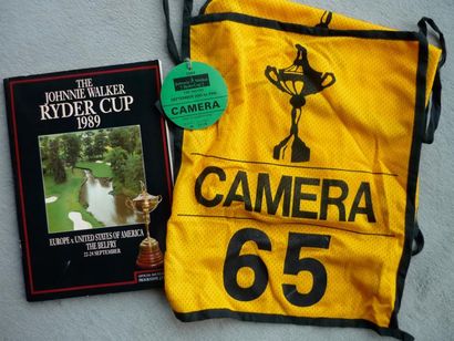 null 1989. Ryder Cup. Programme de 1989 (29,5 x 20,5?cm). Avec chasuble jaune (39...