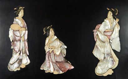 null Panneau décoratif japonais début XX°: «Trois Geishas» 36 x 60