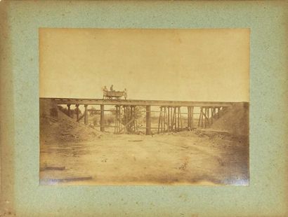 null [Afrique]
Rares photos vers 1880: Ensemble de 7 photos légendées sur papier...