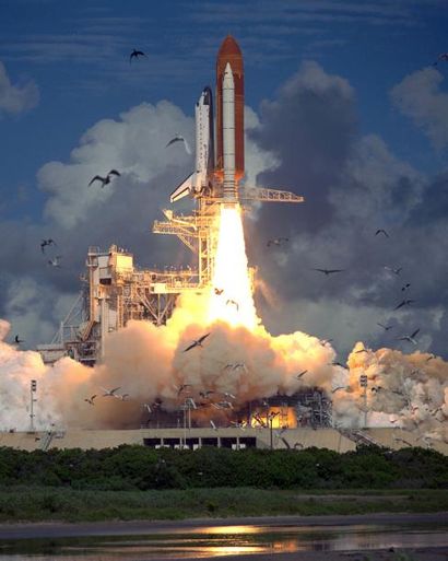 null Nasa. Décollage de la navette spatiale Endeavour (Mission STS-57) le 21 juin...