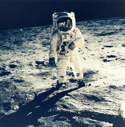 null Nasa. Mission Apollo 11. L'astronaute Buzz Aldrin photographié par Neil Armstrong...