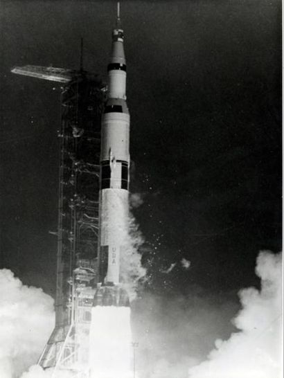 null Nasa. Décollage de la fusée Saturne V emportant le 14 novembre 1969 l'équipage...
