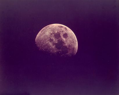 null Nasa. Apollo 11. Vue de la Lune depuis le vaisseau spatial Apollo 11, dans quelques...