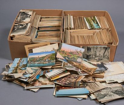 null Important lot de cartes postales anciennes et semi-moderne non classées